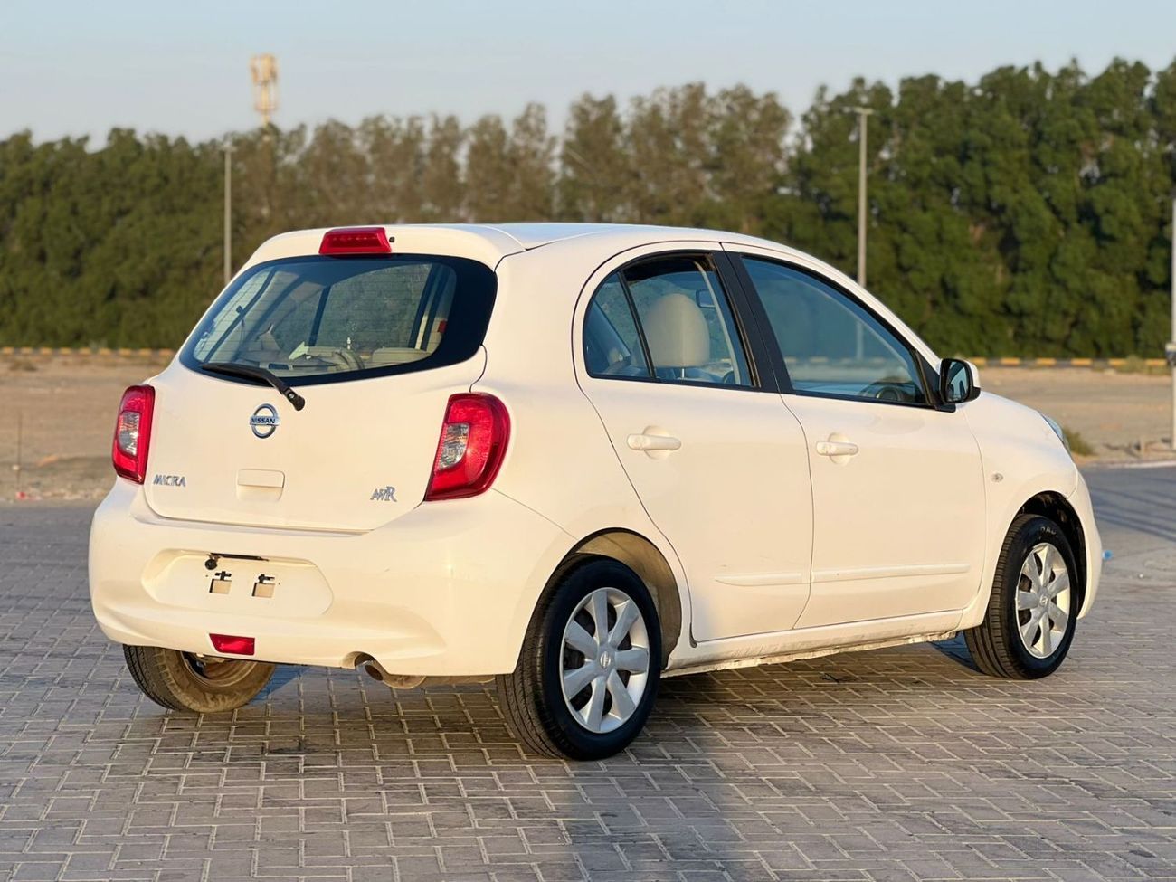 Nissan Micra SV 1.5L (100 HP)