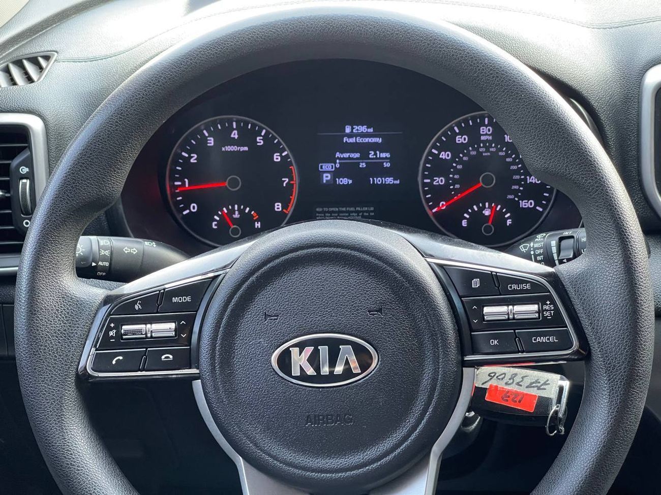 كيا سبورتيج LX / 2.4 V4 / رادار / مساعدة مسار / نقطة عمياء / شاشة كبيرة / جنوط / مكيف خلفي