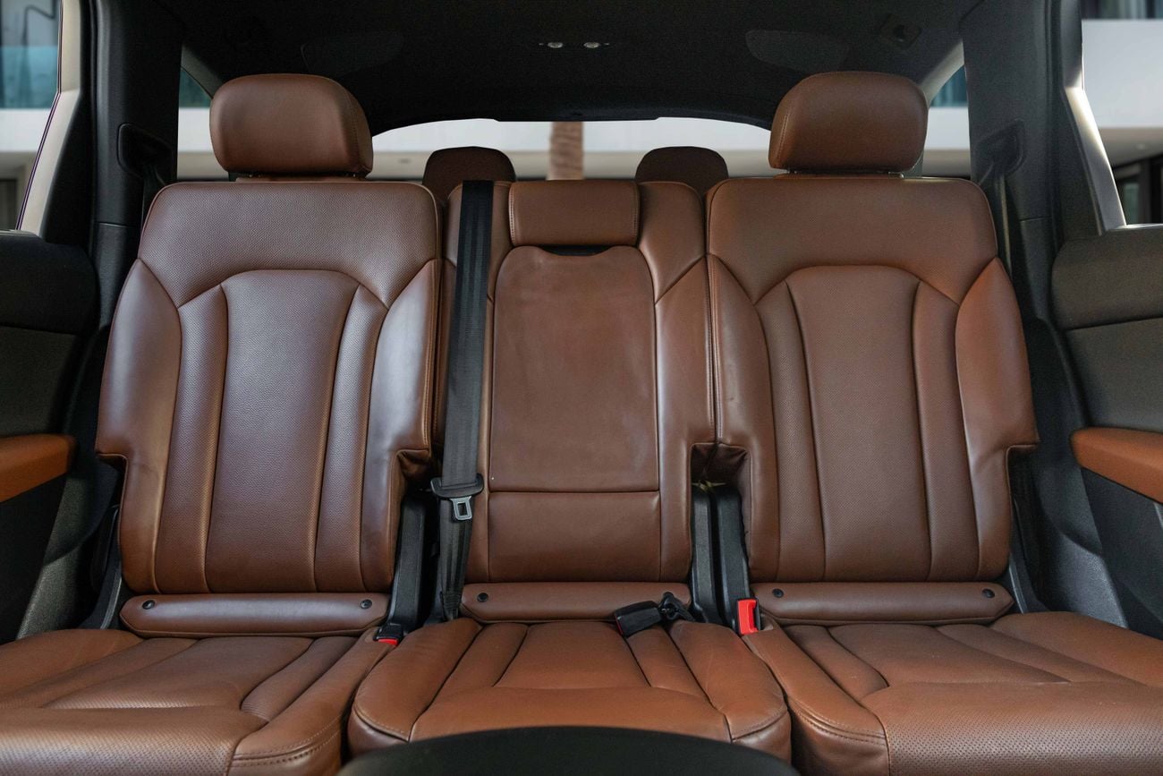 أودي Q7 Q7 S-Line 55 TFSI Quattro | 2,938 P.M | 0% Downpayment | WARRANTY!