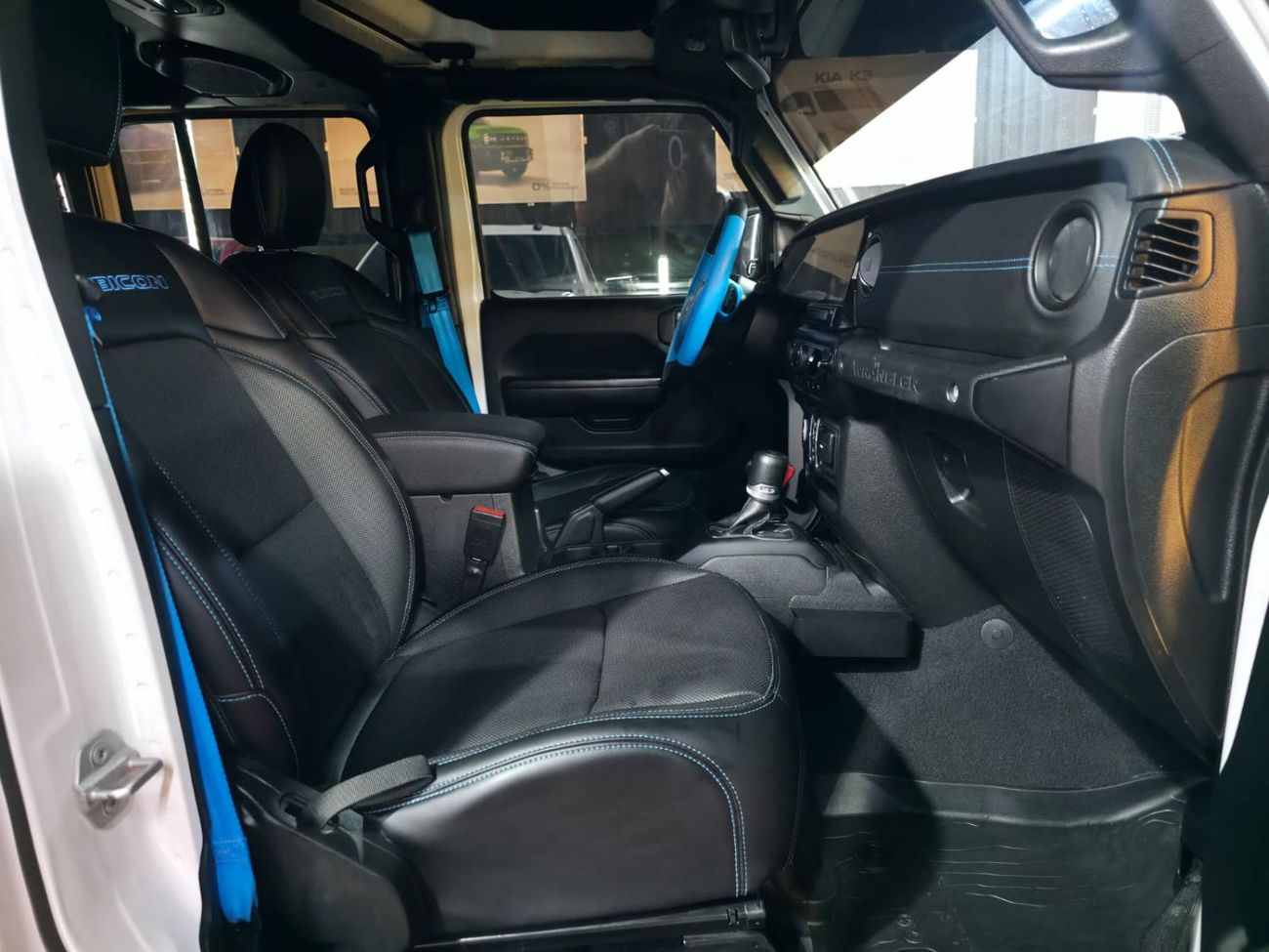 جيب رانجلر Unlimited Sport 3.6L A/T