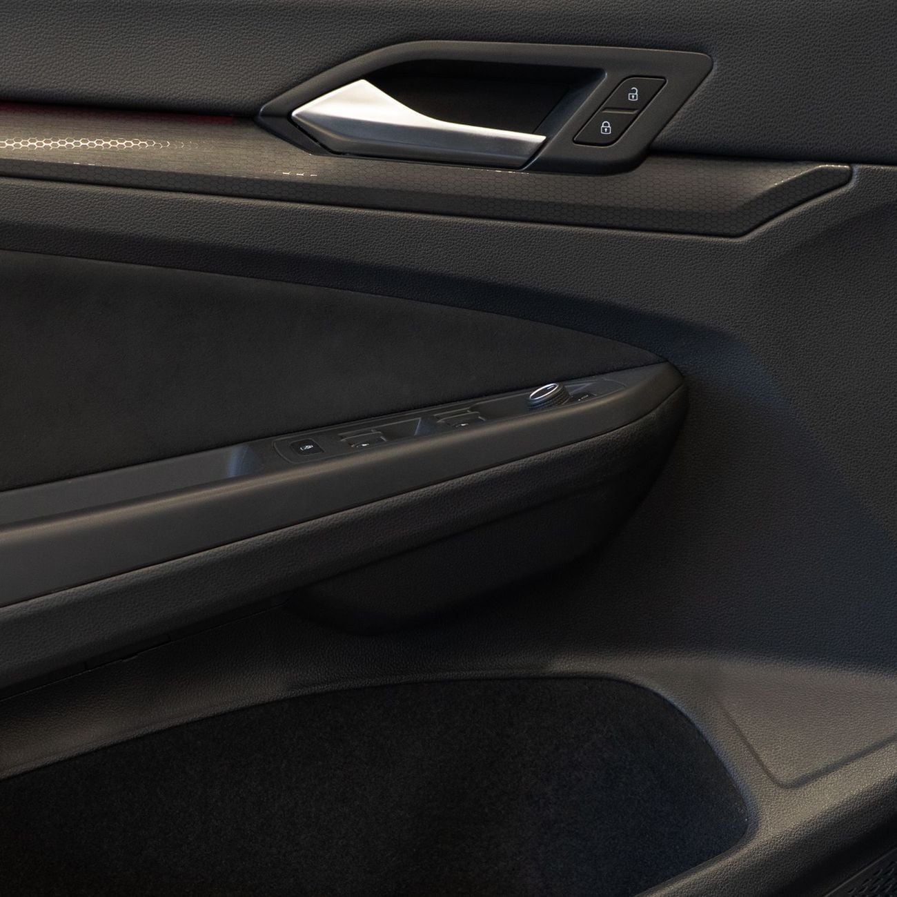 Volkswagen Golf GTI AED 2,107 pm • 0% Downpayment • VW Golf GTI • Agency Warranty