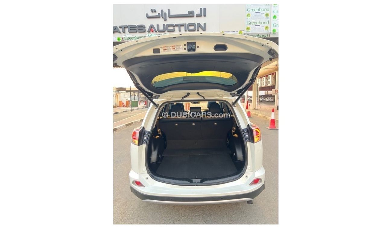 Toyota RAV4 2018 LIMITED EDITION SUNROOF 4x4 WHITE LULU USA IMPORTED - ONLY EXPORT