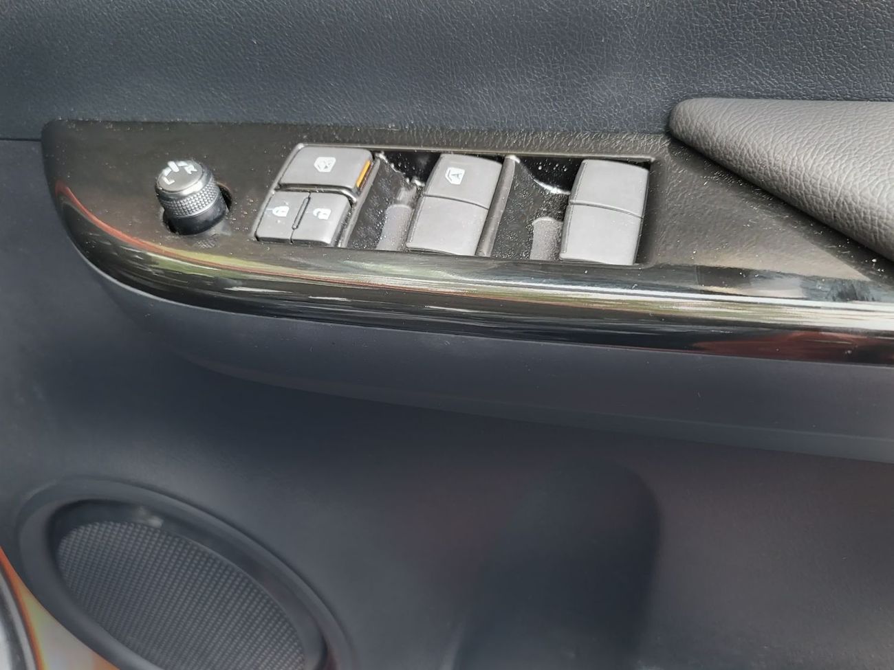 Toyota Hilux 4X4 (2.8L) DIESEL RIGHT HAND (RHD)