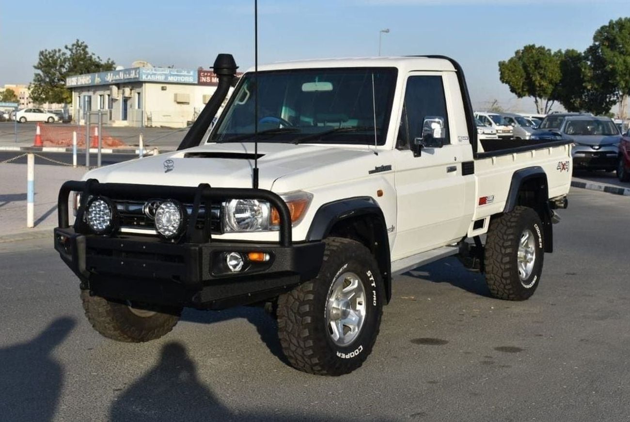 Toyota Land Cruiser Pick Up diesel 4.5 liter manual gear right hand drive