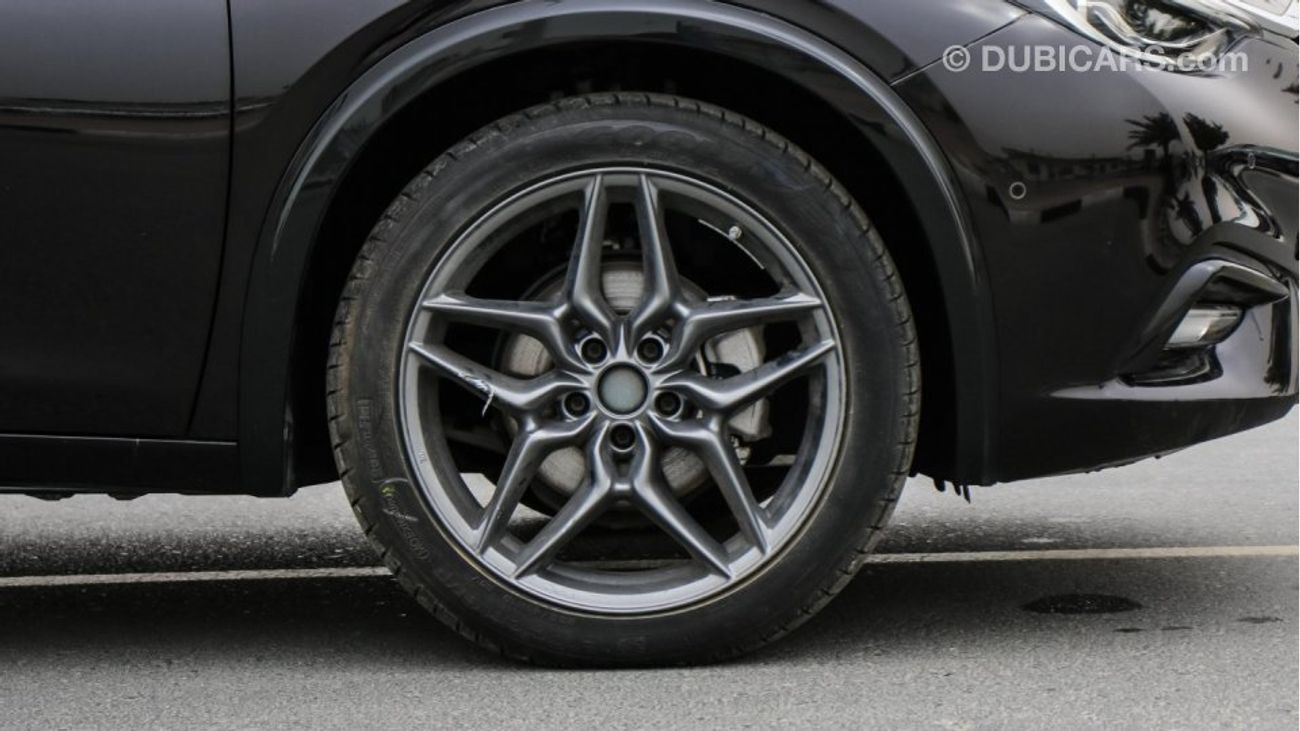 Infiniti Q30 1.6T Premium - GCC Specs - Zero KM