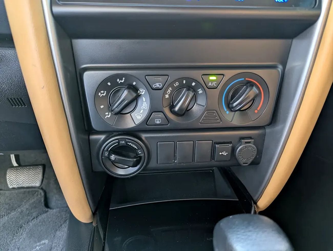 Toyota Fortuner EXR V4 2.7L | GCC Specs | Accident Free