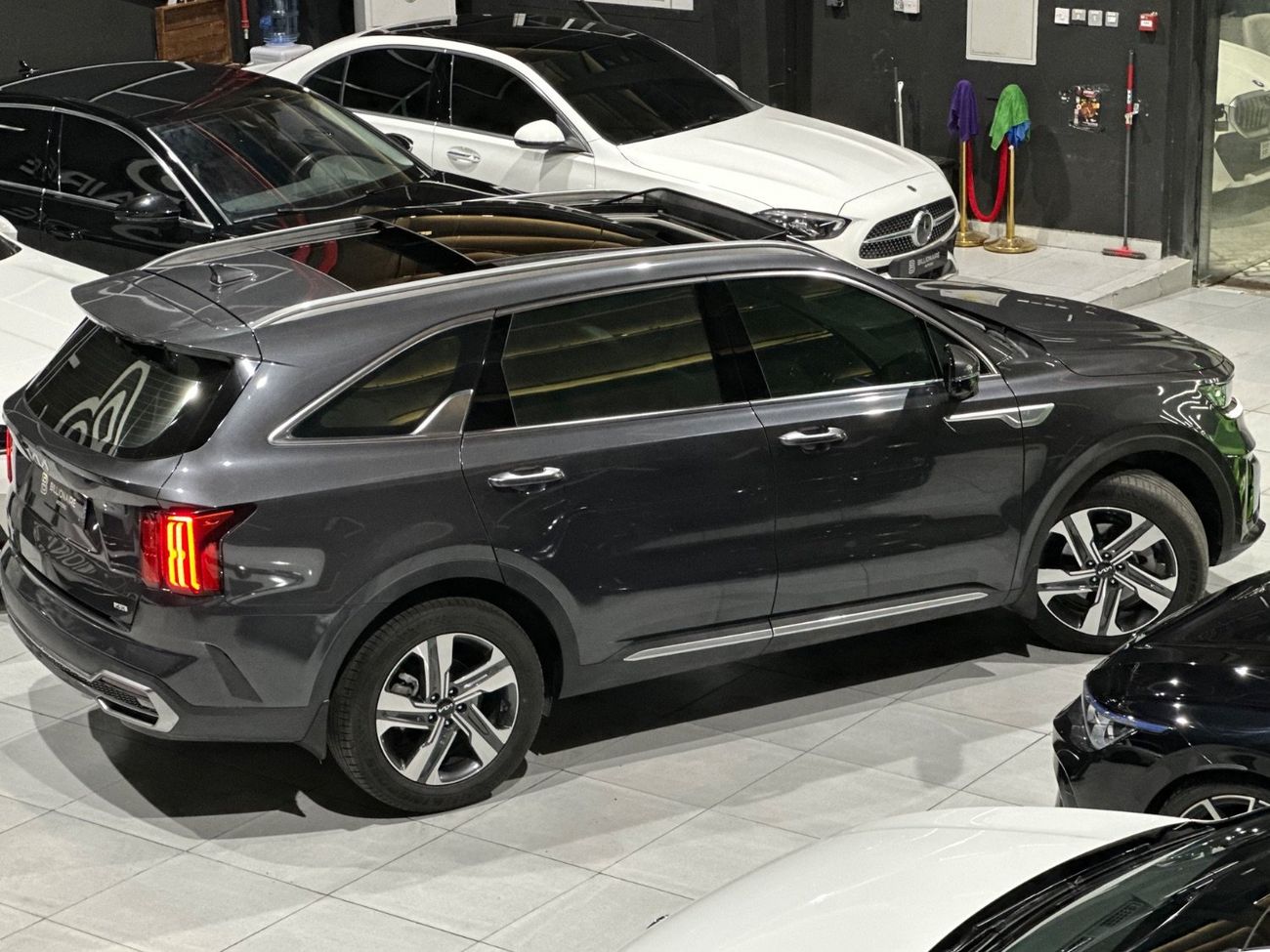 Kia Sorento Top 3.5L KIA SORENTO 4X FULL OPTIONS | GCC | 2023 | UNDER WARRANTY