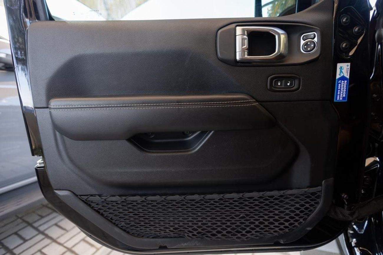 Jeep Wrangler Unlimited Sahara 3.6L Jeep Wrangler Unlimited Sahara 2023 GCC under Agency Warranty with Flexible Do