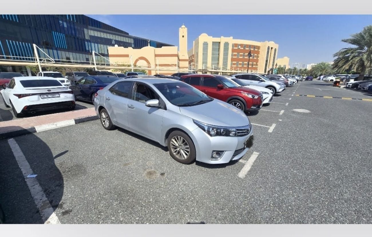 تويوتا كورولا LWB SE+ 2.0L (141 HP)