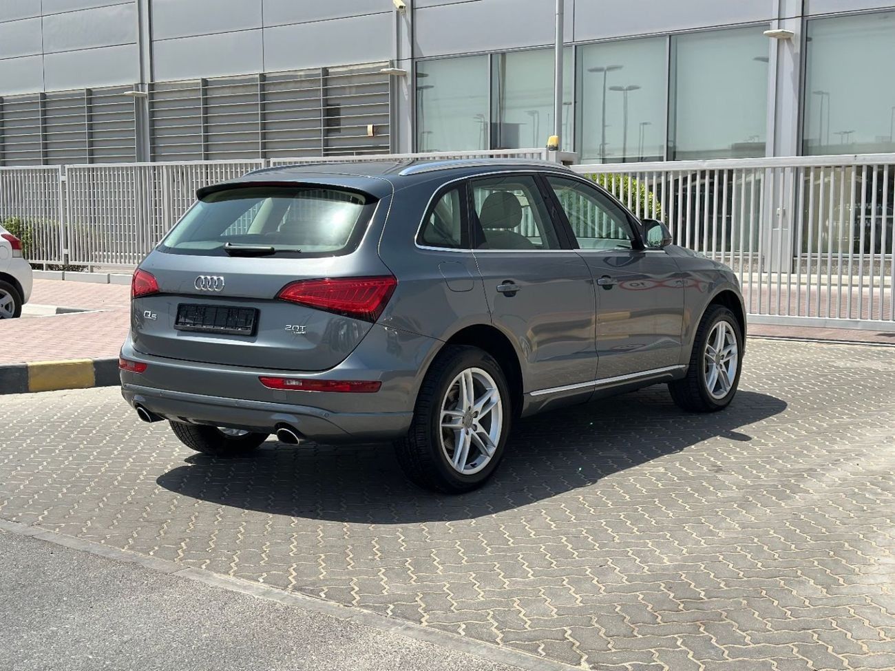 أودي Q5 TFSI quattro 2.0L