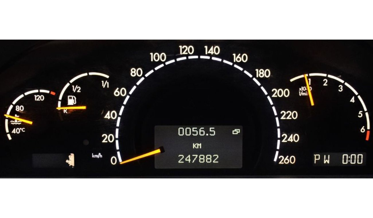 مرسيدس بنز S 350 "( AS IT IS )" Mercedes Benz S350 2001 Model!! in White Color! GCC Specs