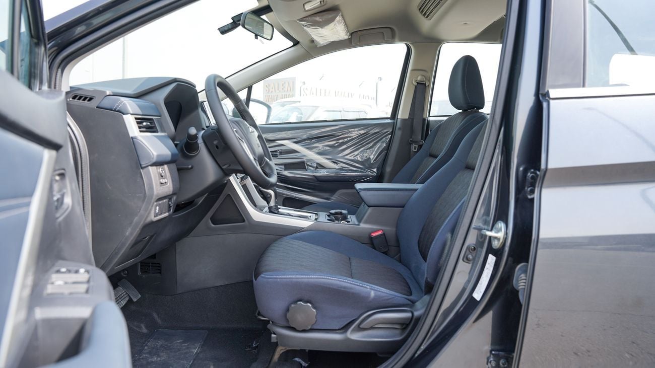 ميتسوبيشي إكسباندر كروس جديدة كلياً 2025 Mitsubishi Xpander Premium (N-XP-CR-1.5-P-25) محرك 1.5 لتر | 7 ركاب | مواصفات Euro 