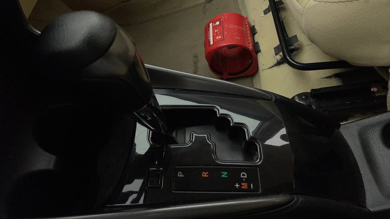 تويوتا يارس SE 1.5 | بدون دفعة مقدمة | اختبار القيادة في المنزل