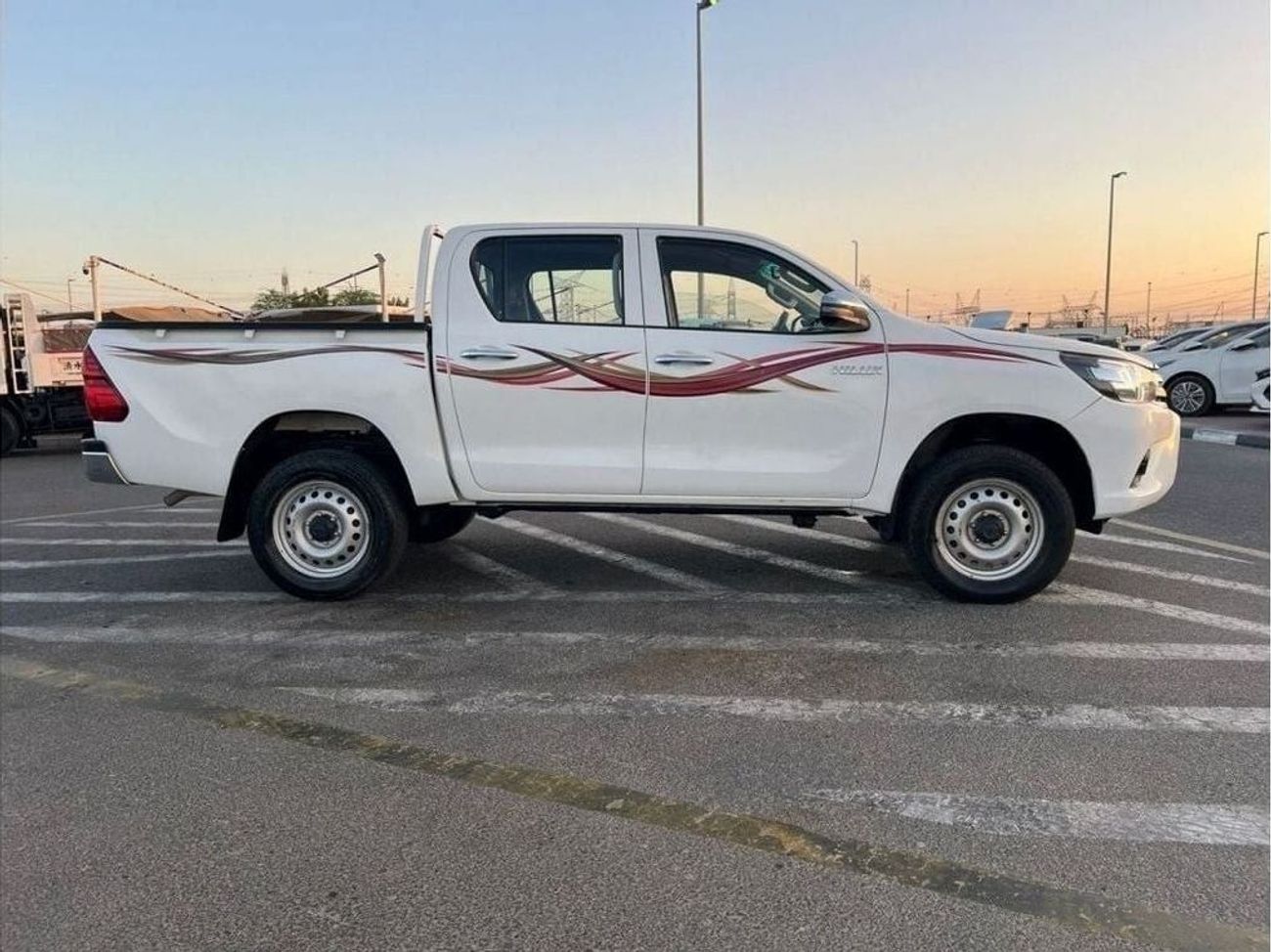 تويوتا هيلوكس 2021 TOYOTA HILUX 2.4L V4  Gcc*DIESEL* MANUAL TRANSMISSION  +POWER WINDOW + 4X4  - DOUBLE CABIN