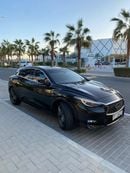 Infiniti Q30 SPORT