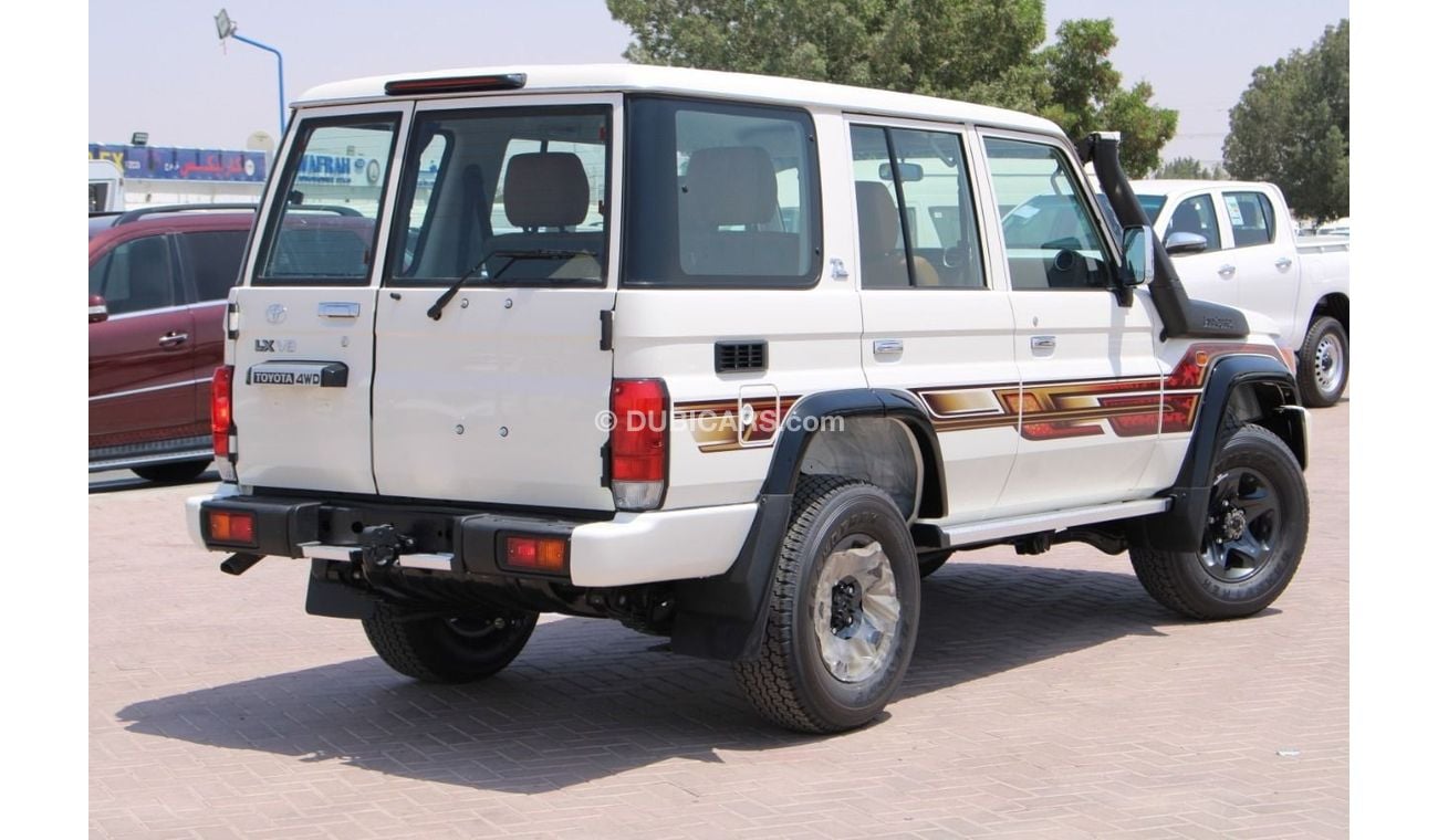 Toyota Land Cruiser 70 LHD - TOYOTA LAND CRUISER  76 4.5L V8 DIESEL 4WD LX MT - FO - W/ WINCH DIFF