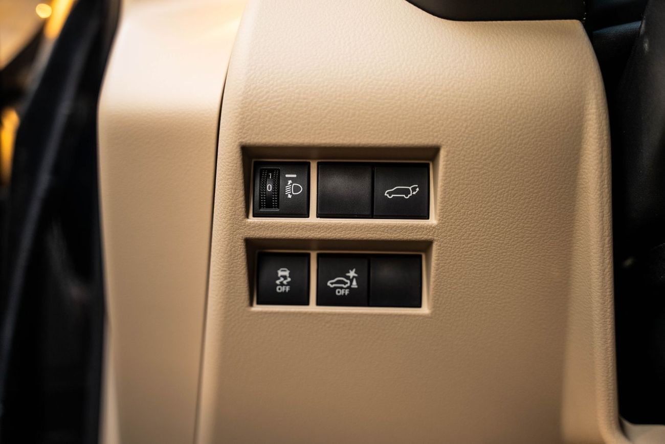 تويوتا لاند كروزر GXR 4.0L