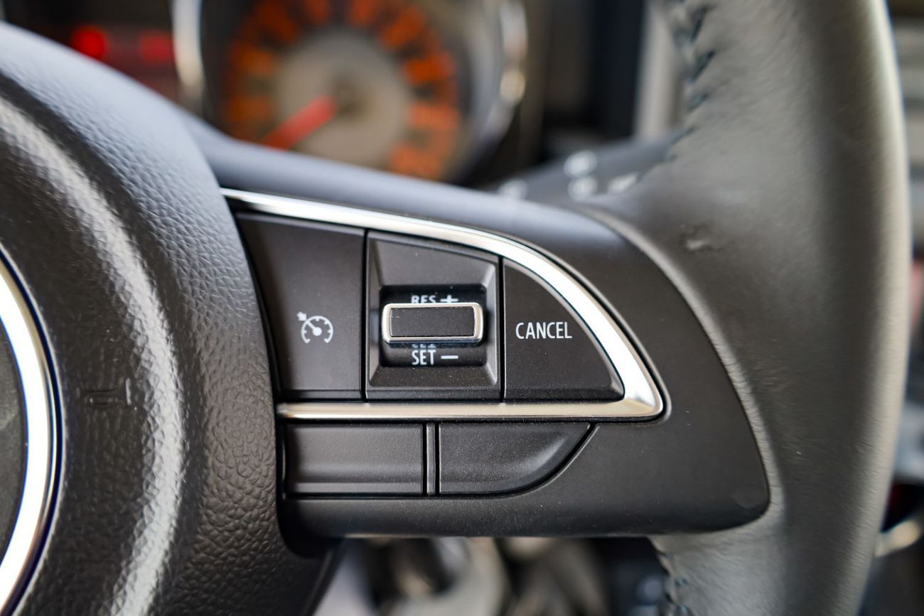 Suzuki Jimny GLX 1.5L (3-Doors) GLX 1.5L 3D GCC 1.5L Petrol AT / 3 Doors / Steering Audio Control / For Export On