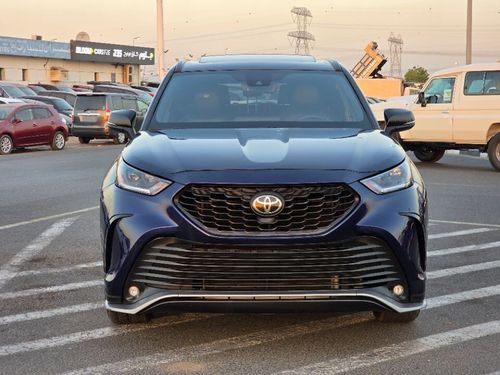 تويوتا هايلاندر 2024 Model XSE Edition 2.4cc Sunroof and 7 seater