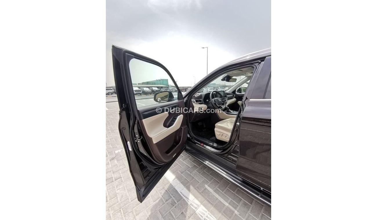 تويوتا هايلاندر Toyota Highlander XLE ( Hybrid  ) - 2021 - Dark Brown