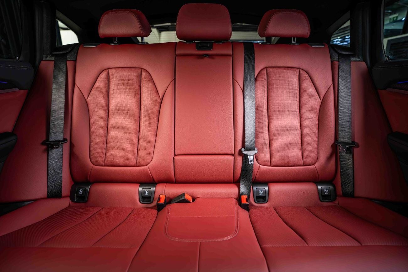 BMW X4 xDrive 30i M Sport 2.0L GCC-1 Owner-Very Low Mileage-AGMC Warranty & Service Package Until 2029