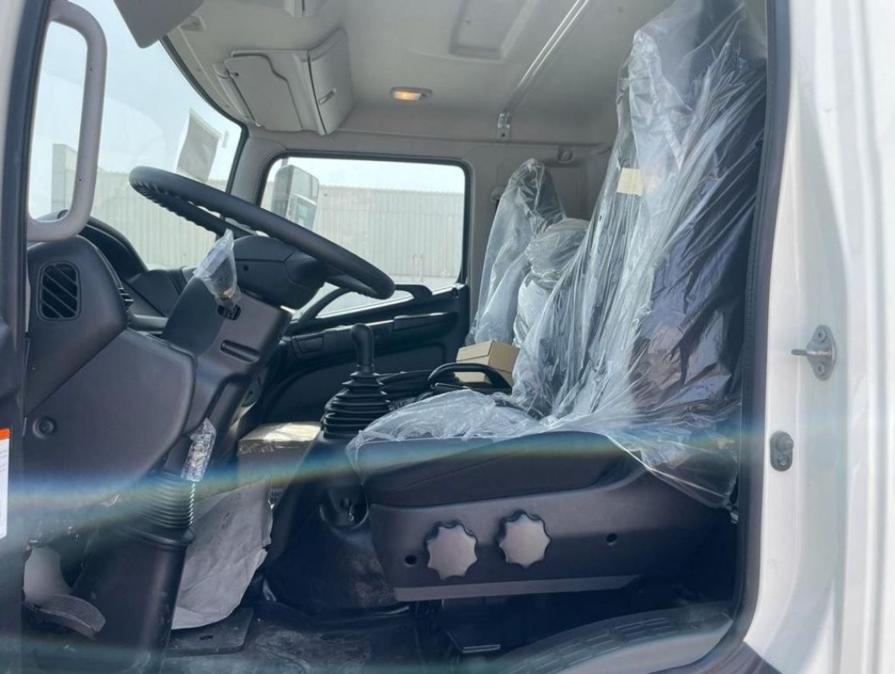 هينو 500 HINO 500 SERIES 1221 with Big Cargo Box 5.8 Tons Diesel manual Zero KM