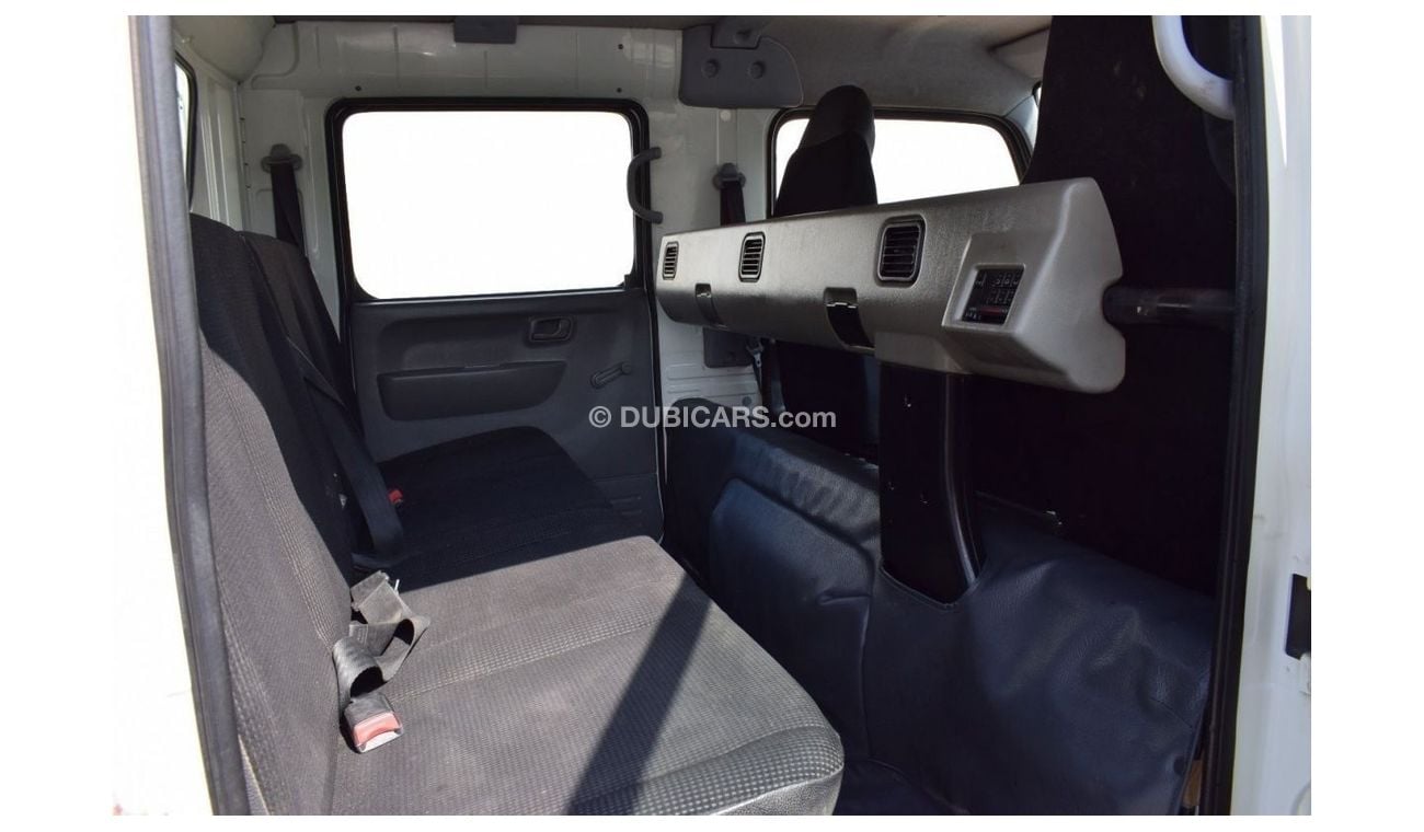 Mitsubishi Fuso Canter Mitsubishi Canter D/c Pick Up, model:2017. Free of accident with low mileage