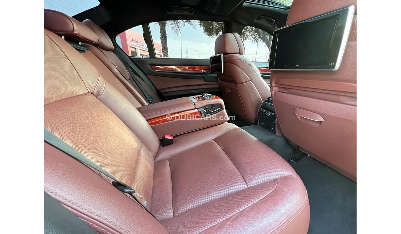 BMW B7 BMW 750I ALPINA B7 2014 GCC FULL OPTIONS ORGINAL PAINT SPESIAL EDDTION