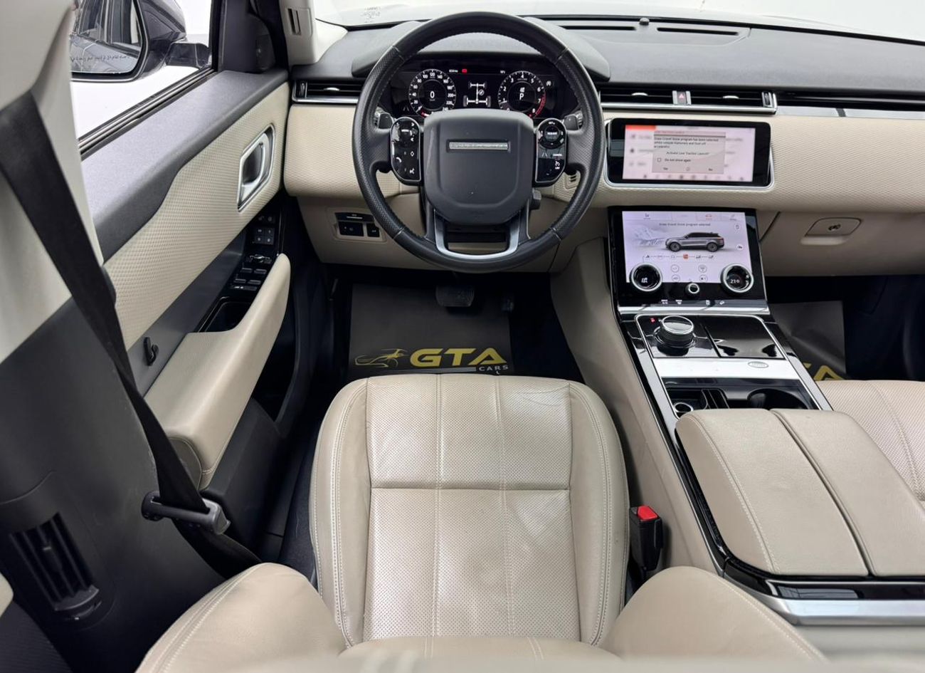 لاند روفر رينج روفر فيلار P250 S 2.0L Petrol 2020 Range Rover Velar P250 S, 1 Year Warranty, RR Service History, GCC