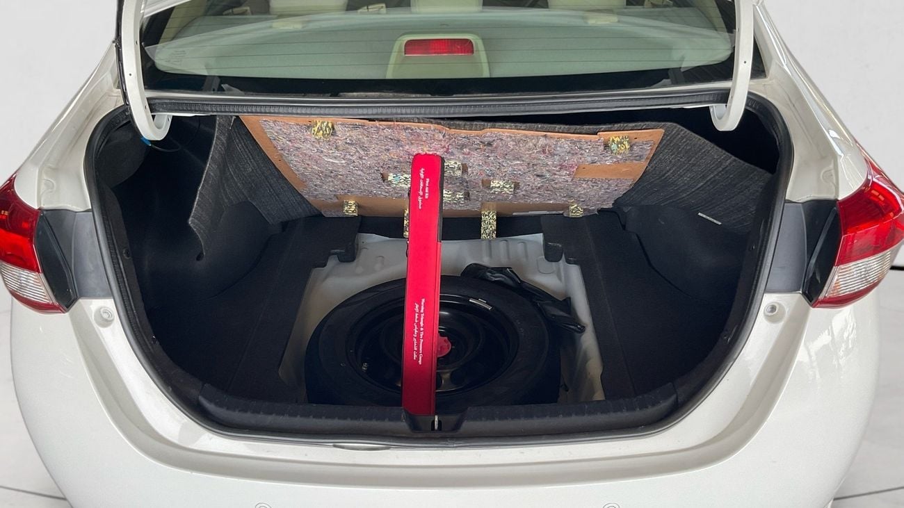 Toyota Yaris SE | Guaranteed Warranty | 0 Down Payment
