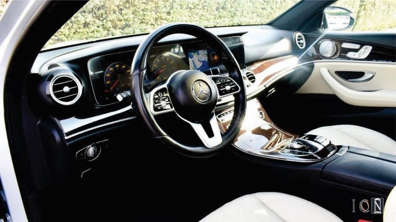 Mercedes-Benz E300 Std