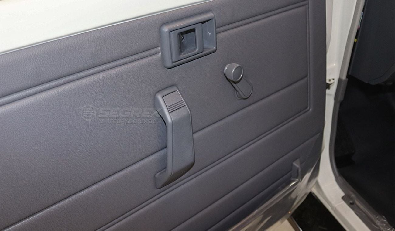 تويوتا لاند كروزر 70 2025 Model Toyota Land Cruiser Hardtop LC78, 4.0L Petrol 4WD A/T