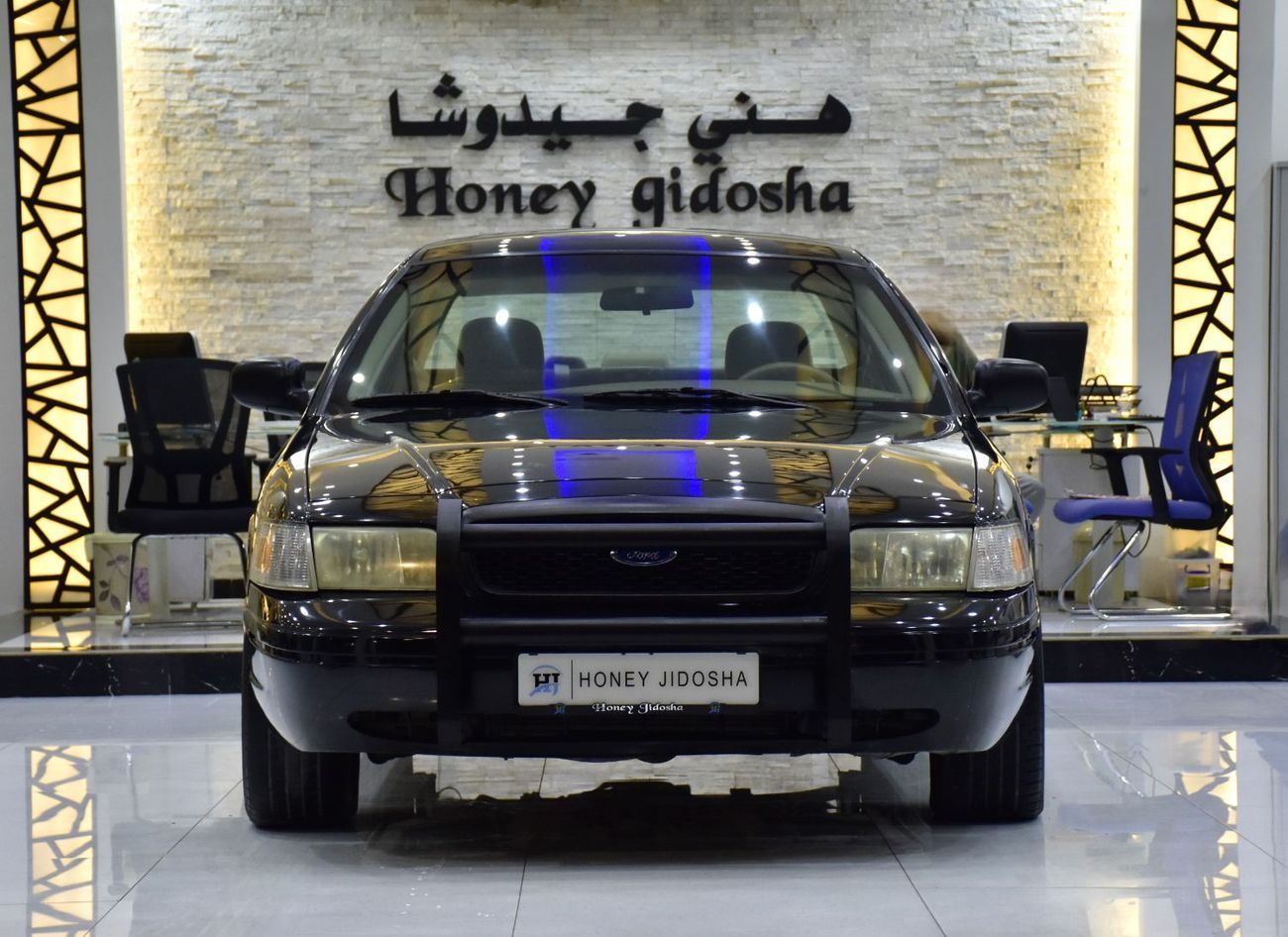 فورد كراون فيكتوريا EXCELLENT DEAL for our Ford Crown Victoria ( 2011 Model ) in Black Color American Specs