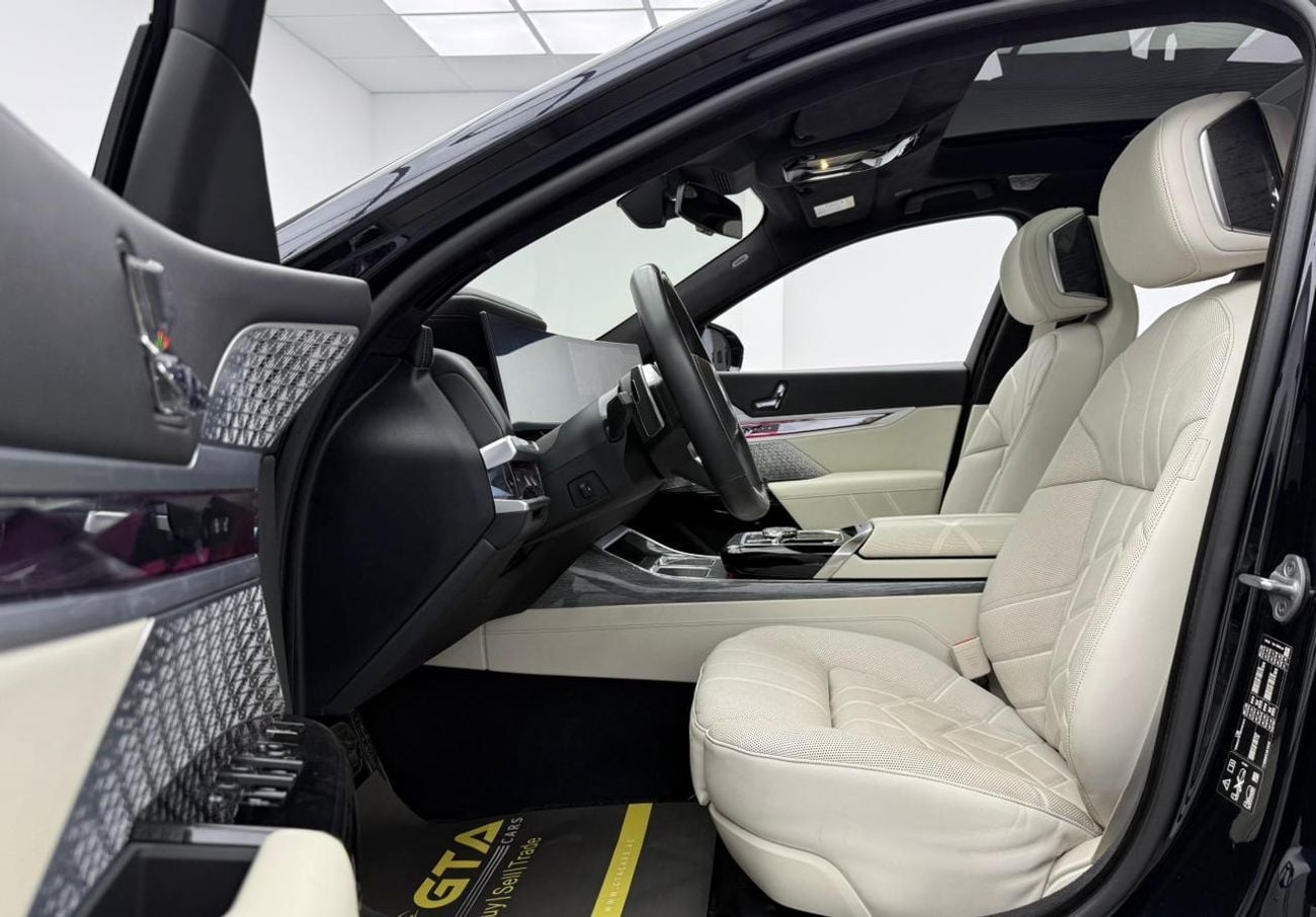 بي أم دبليو 760Li 2023 BMW 760Li xDrive, Jan/2028 BMW Warranty + BMW Service Contract, BMW Full Service History, Excel