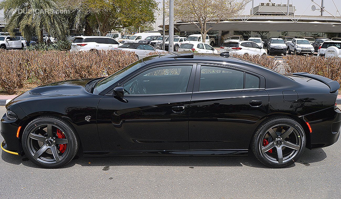 Dodge Charger 2019 Hellcat, 6.2 Supercharged HEMI, V8 707hp GCC, 0km w/ 3Yrs or 100,000km Warranty (RAMADAN OFFER)