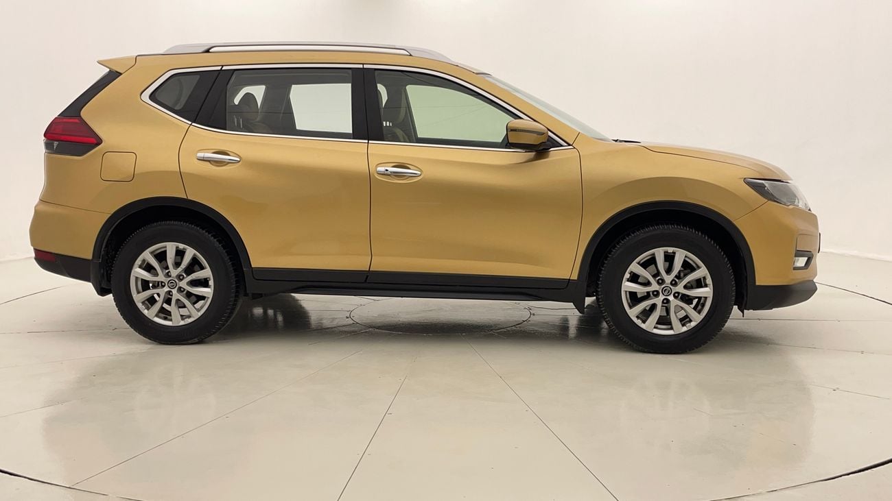 نيسان إكس تريل S 4WD 2.5 | بدون دفعة مقدمة | اختبار القيادة في المنزل