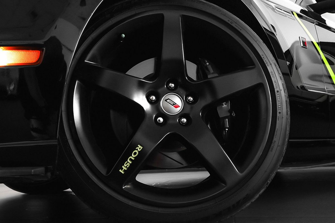 Ford Mustang Roush 5.0L A/T