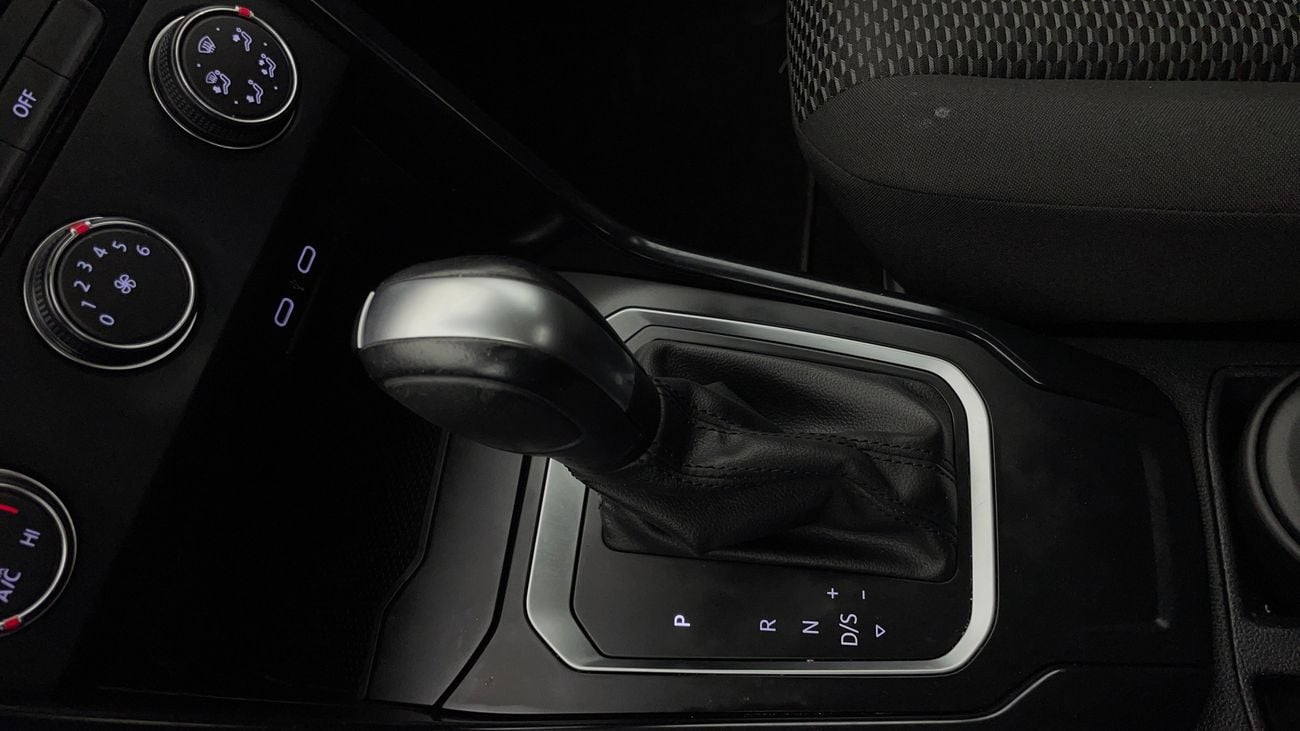 فولكس واجن T ROC TREND 1.4 | بدون دفعة مقدمة | اختبار القيادة في المنزل