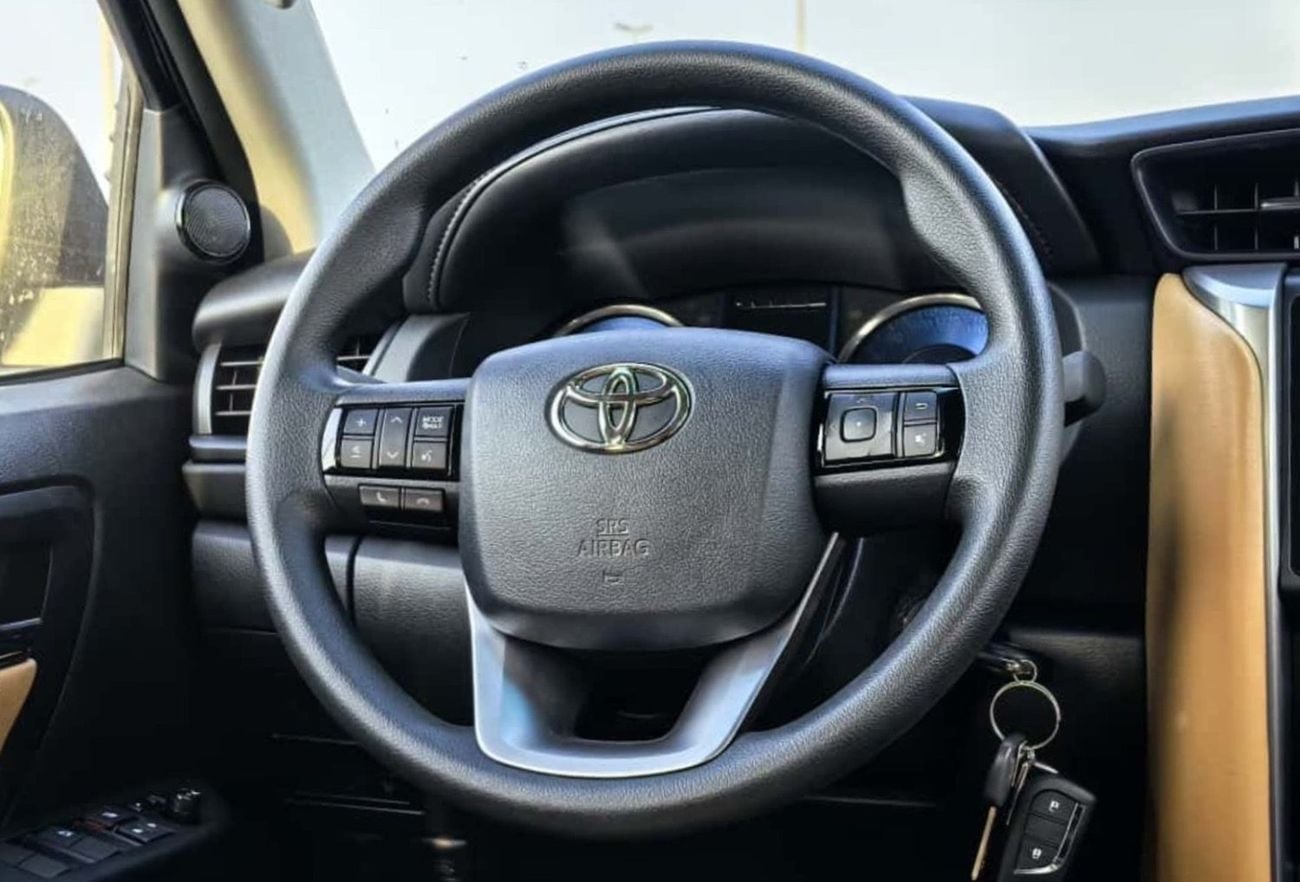 تويوتا فورتونر EXR 2025 TOYOTA FORTUNER 2.7L PETROL 4WD