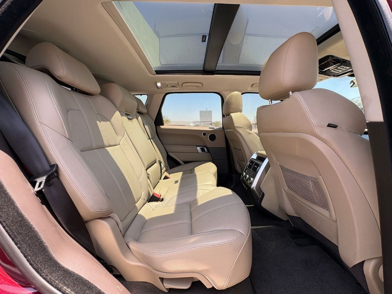 Land Rover Range Rover Sport SE 3.0L AED 2,340 P.M | 0% DOWN PAYMENT | RANGE ROVER SPORT SE | 2017 | 1ST OWNER | GCC SPECS