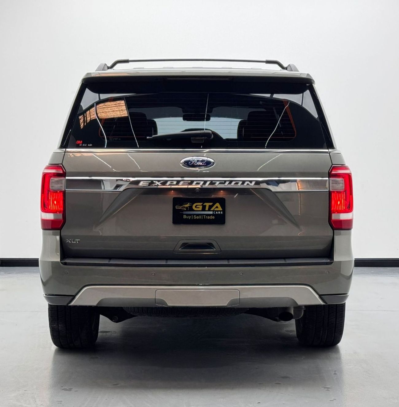 Ford Expedition 2019 Ford Expedition XLT, Ford Service History, 2027 Ford Warranty and Service Pack, GCC