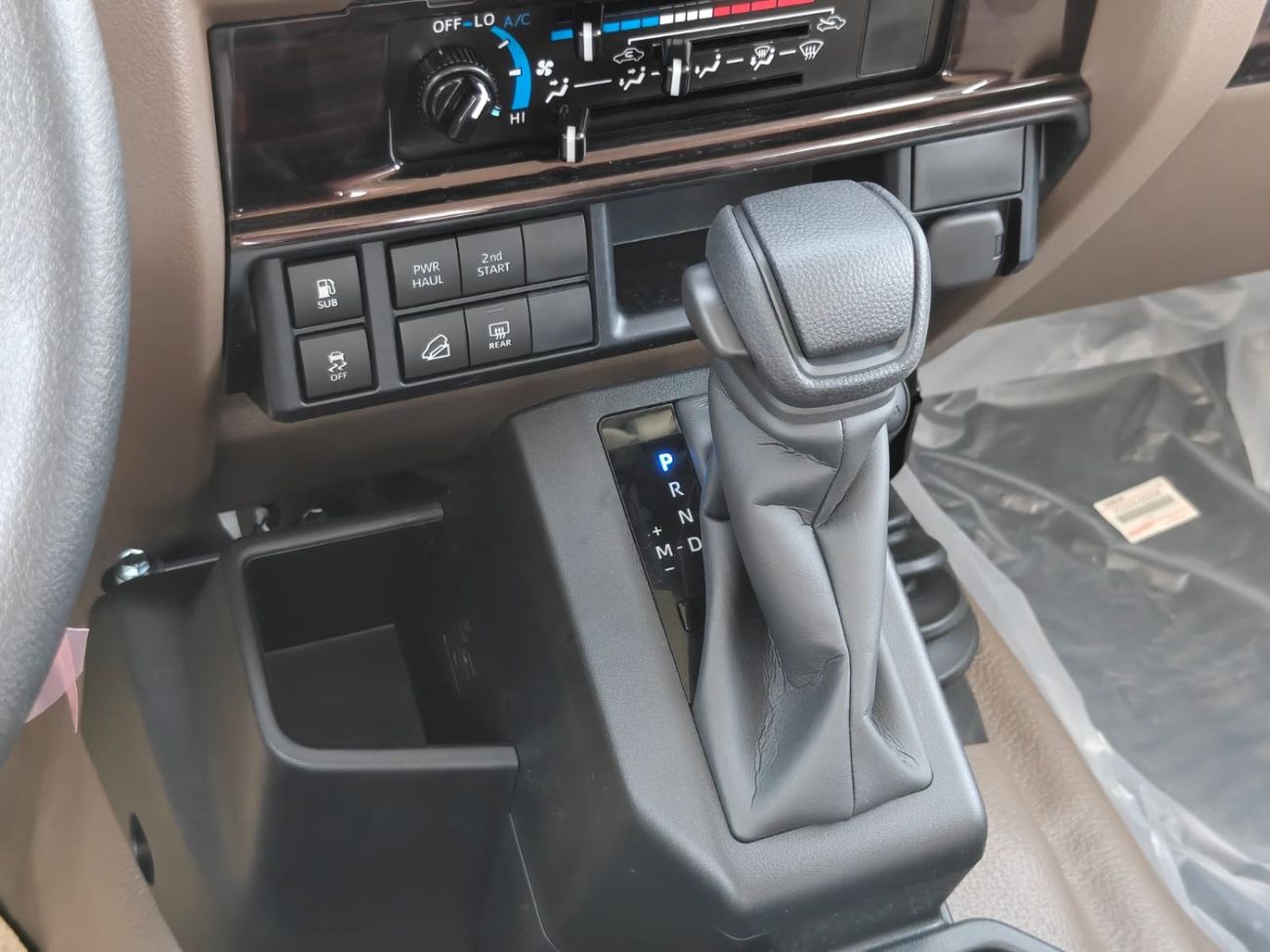 Toyota Land Cruiser 70 2026 TOYOTA LAND CRUISER 78 HARDTOP 2.8L DIESEL AT