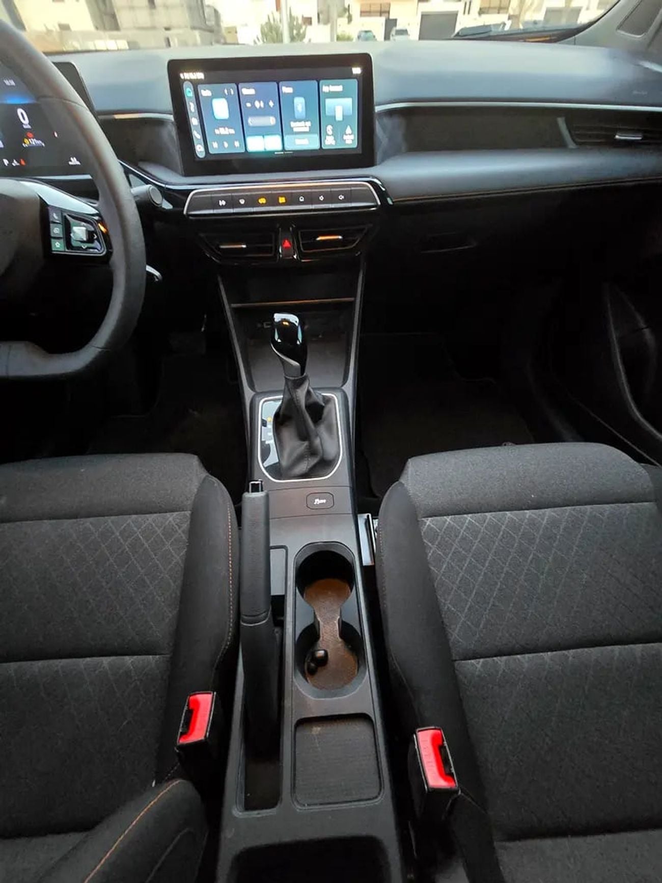 MG C COMFORT GCC Specs