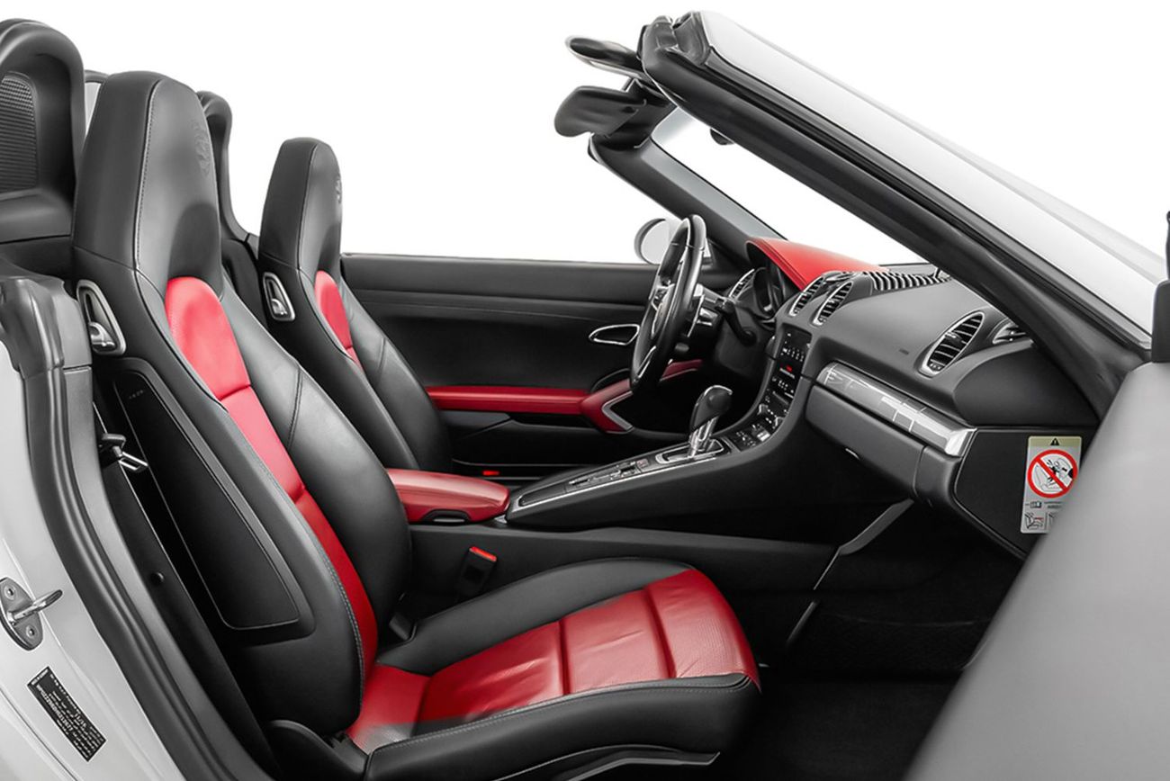 Porsche 718 Boxster Std 2.0L A/T