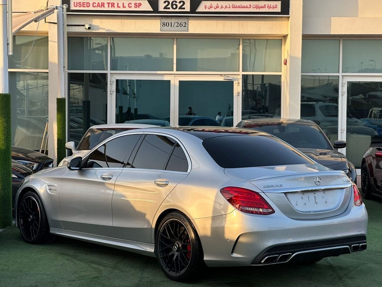 Mercedes-Benz C 63S AMG Std 4.0L Sedan