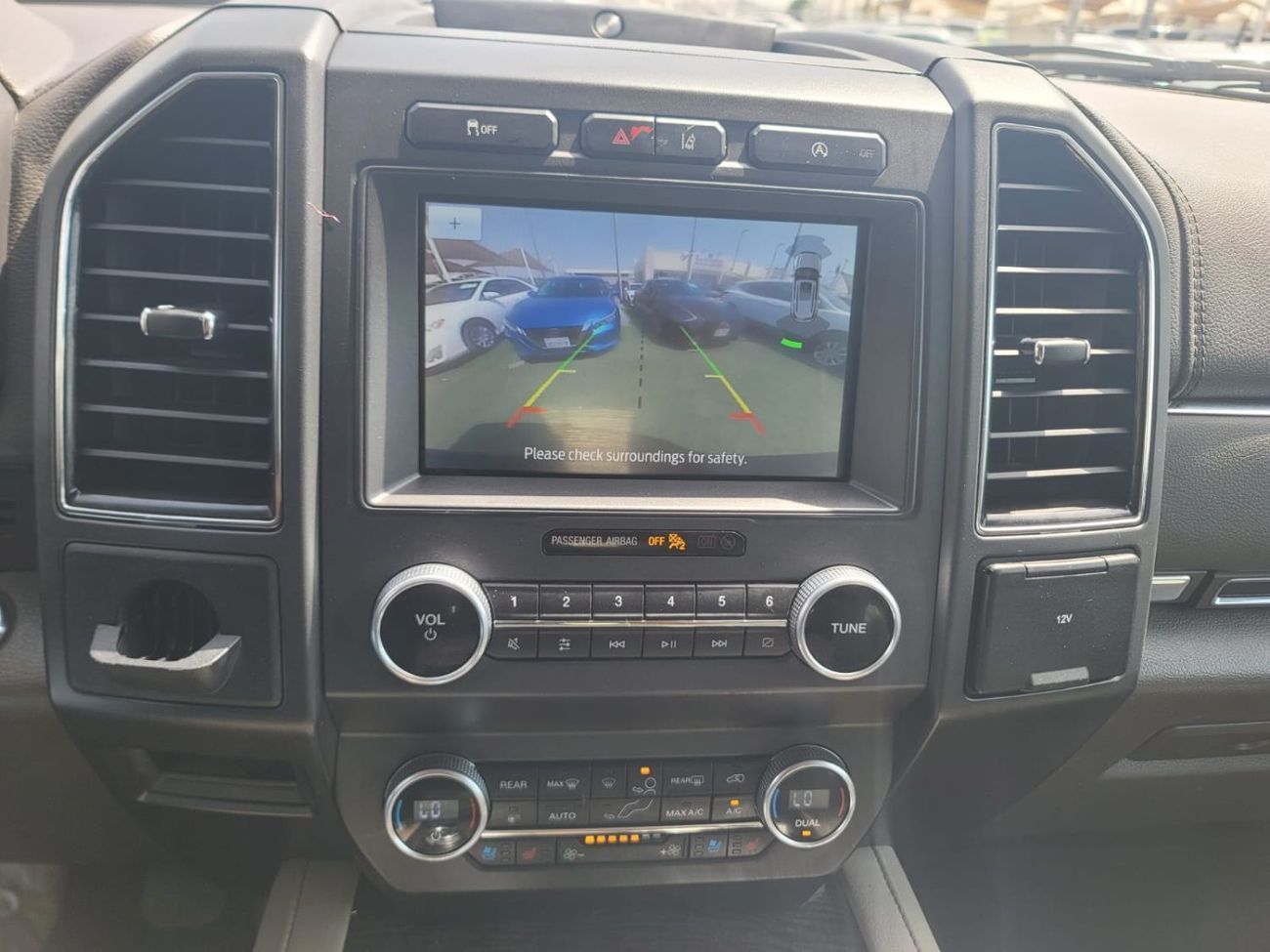 فورد إكسبيديشن XLT 3.5L (380 HP) FWD