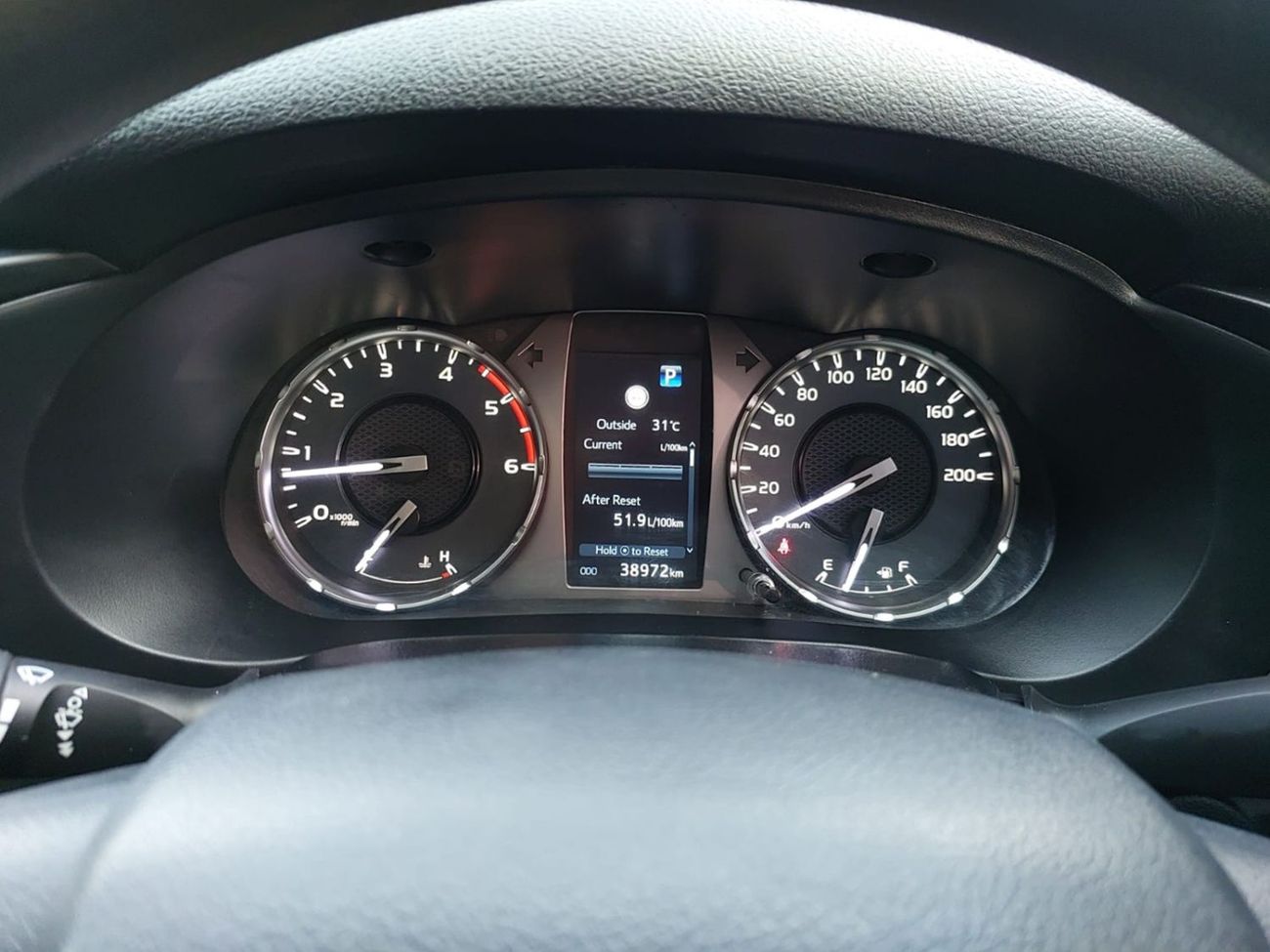 تويوتا هيلوكس TOYOTA HILUX PICKUP RHD 2022 MODEL 2.8 L DIESEL AUTOMATIC(PM77151)