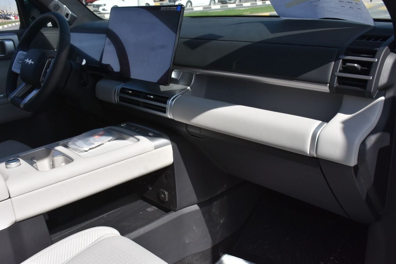 بي واي دي ليوبارد تيتانيوم 7