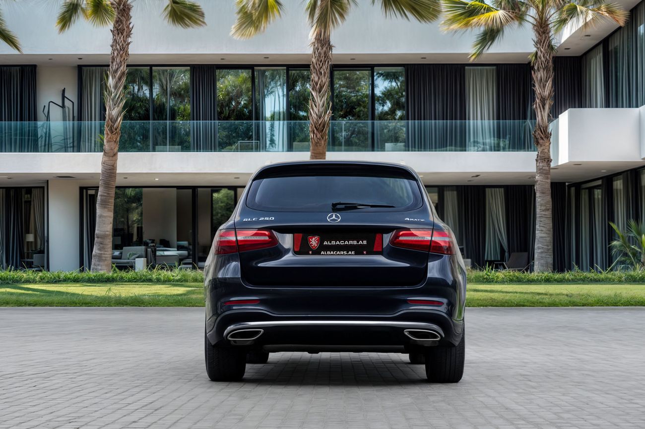 مرسيدس بنز GLC 250 GLC 250 4MATIC | 2,138 P.M | 0% Downpayment | Warranty | Pristine!