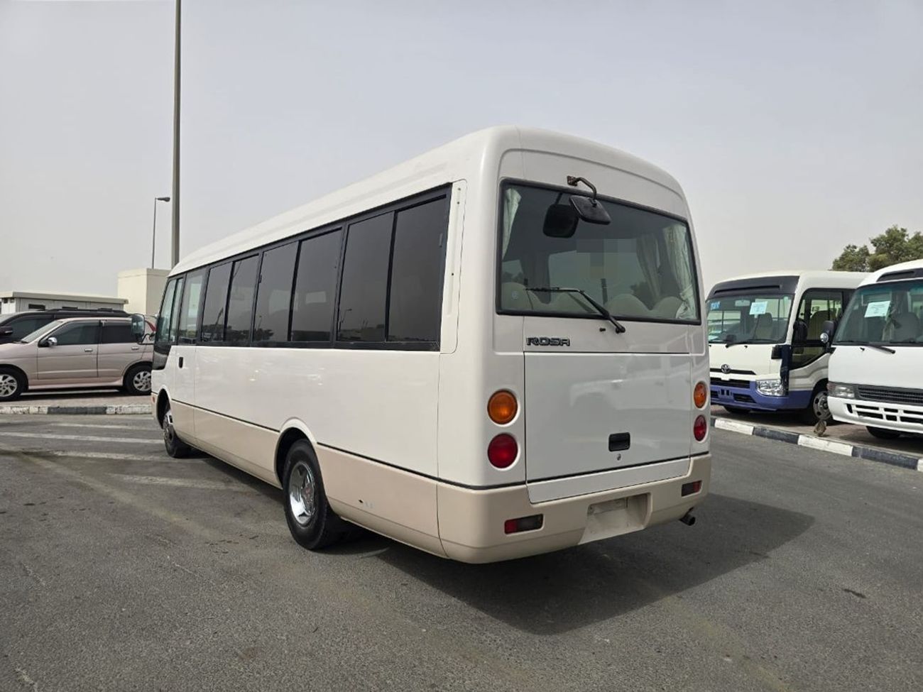 Mitsubishi Rosa MITSUBISHI ROSA BUS RHD 2002 MODEL 4.9 L DIESEL AUTOMATIC(PM00081)